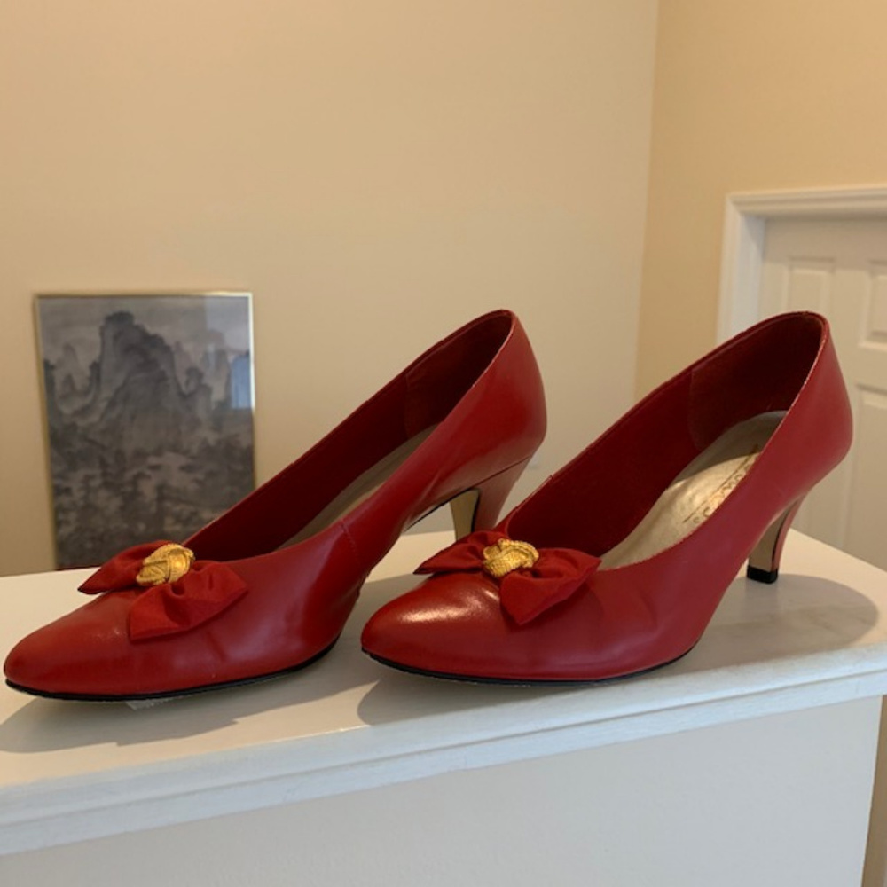 Red Heels - Picture 2 of 6